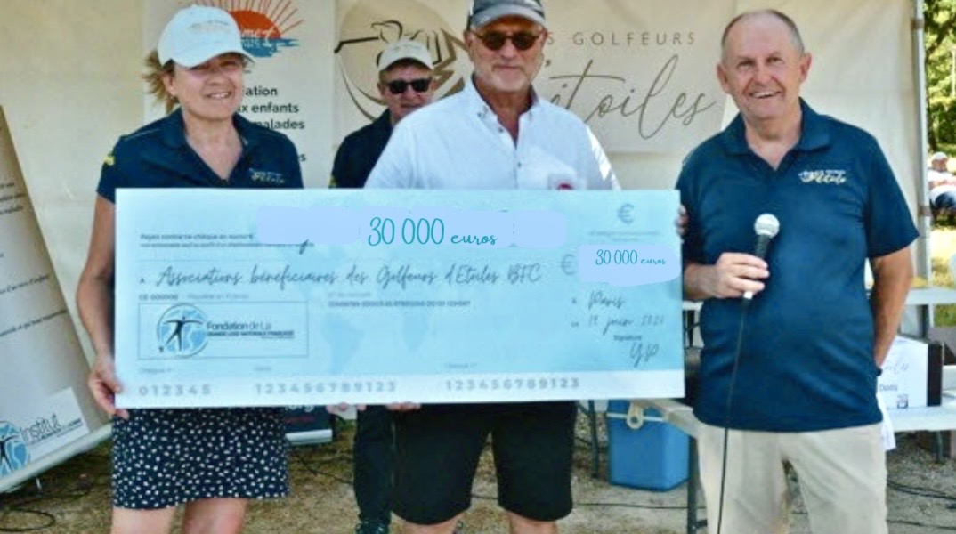 organisee au golf du roncemay pres d auxerre l operation golfeurs d etoiles a permis de recolter au total pres de 36 000 dont 30 000 seront reverses aux associations photo dr 1783187404